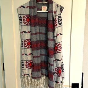 Darling Quicksilver Shaul One Size Tribal Design with Open Knit